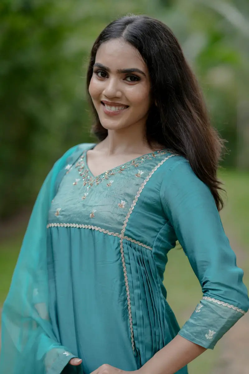 Handworked Side Pleated Kurta with Dupatta
