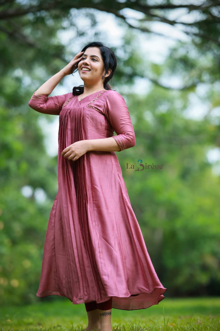 Handworked Pleated Kurta