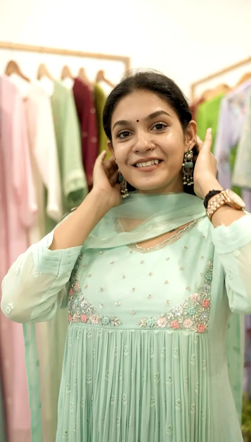 Handworked Pleated Kurta with Dupatta