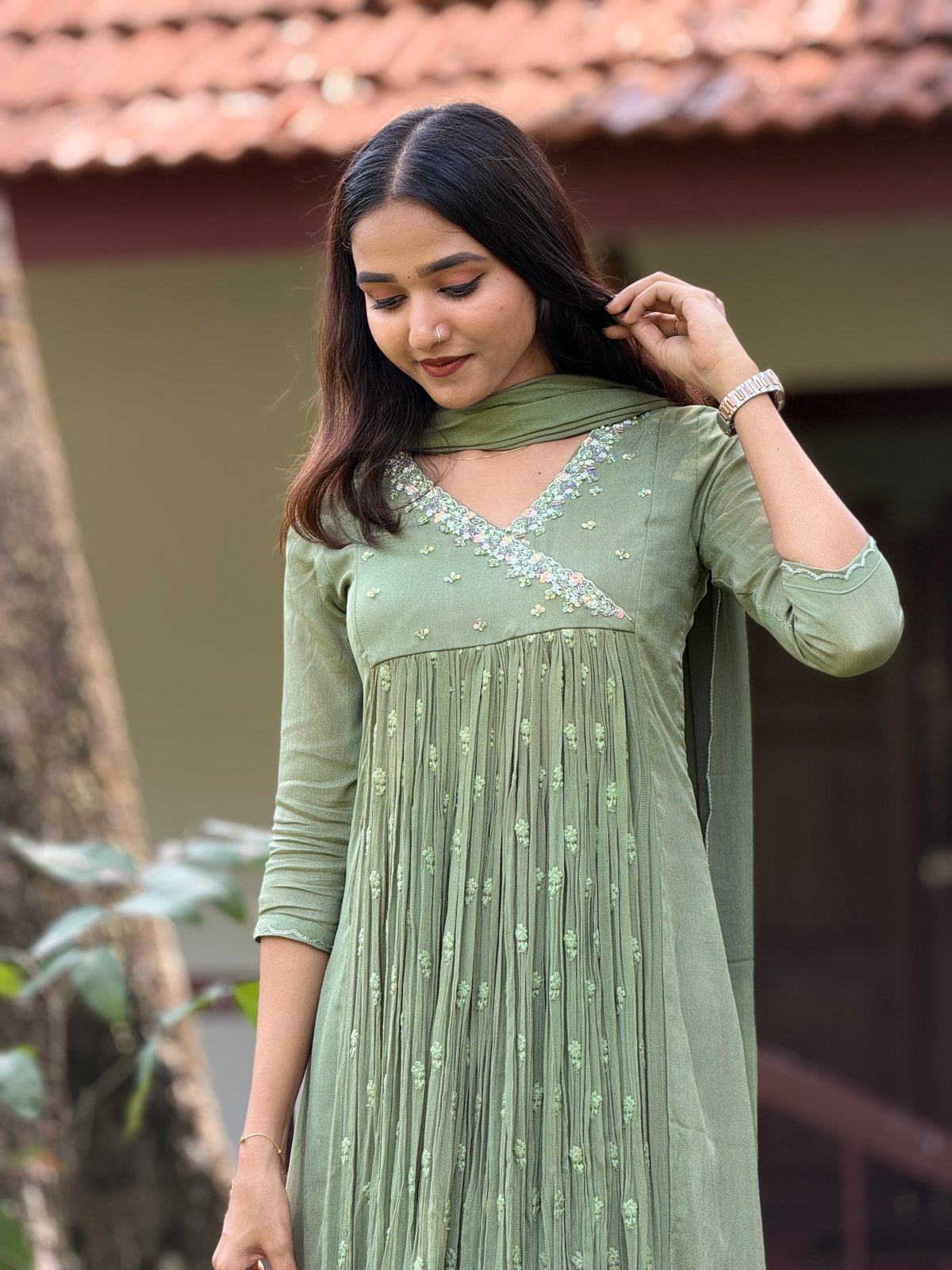 Handworked Pleated Kurta with Dupatta