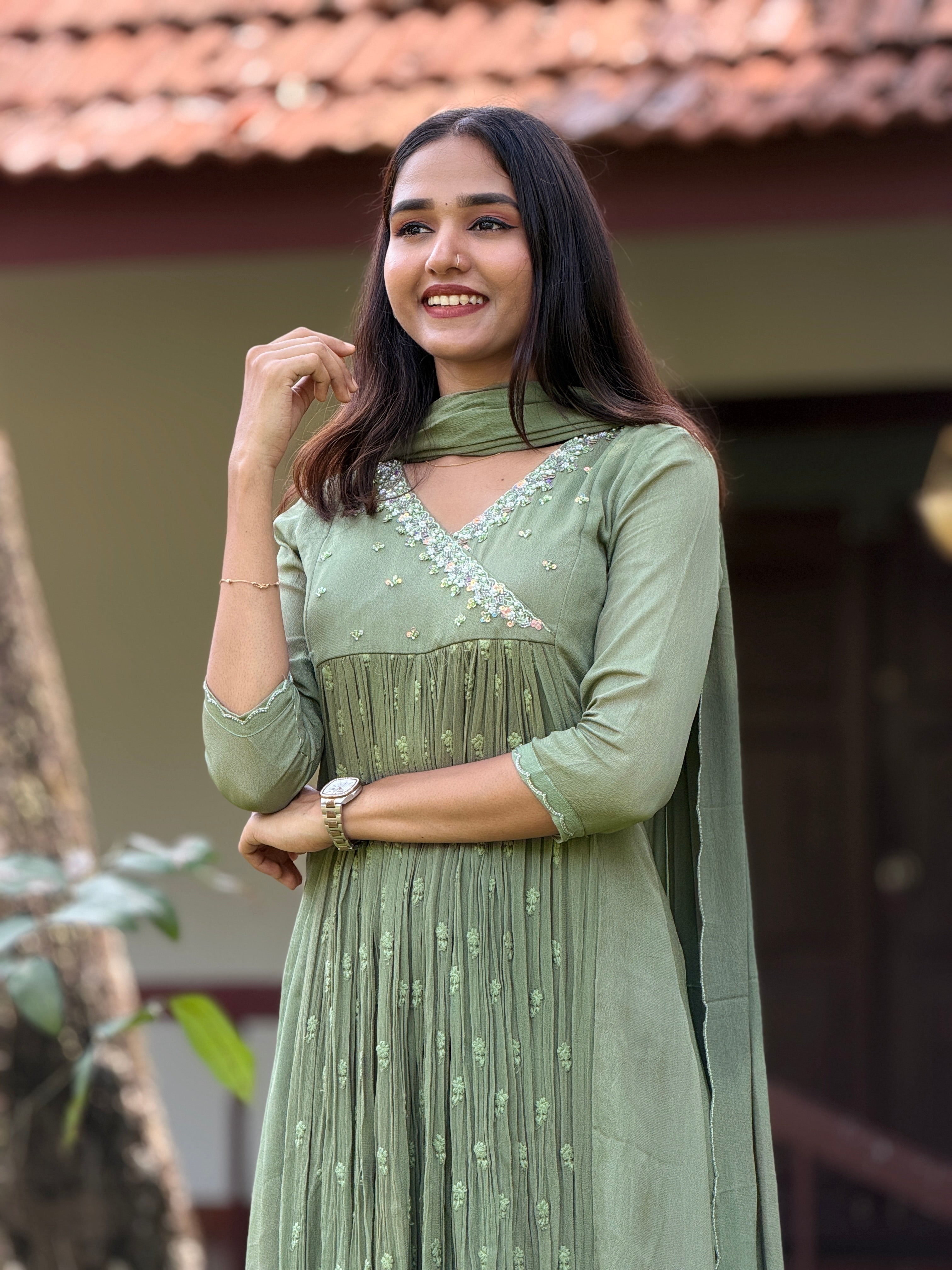 Handworked Pleated Kurta with Dupatta