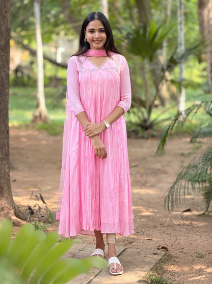 Handworked Pleated Kurta with Dupatta