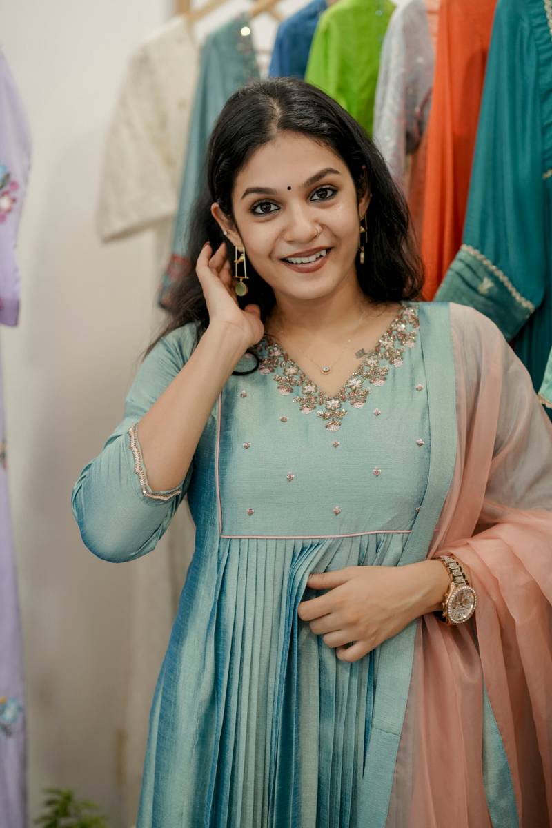 Handworked Pleated Kurta with Dupatta