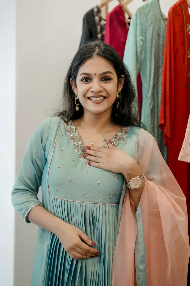 Handworked Pleated Kurta with Dupatta