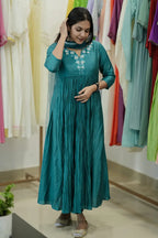 Handworked Pleated Kurta with Dupatta