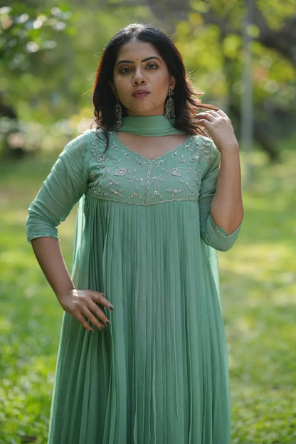 Handworked Pleated Kurta with Dupatta