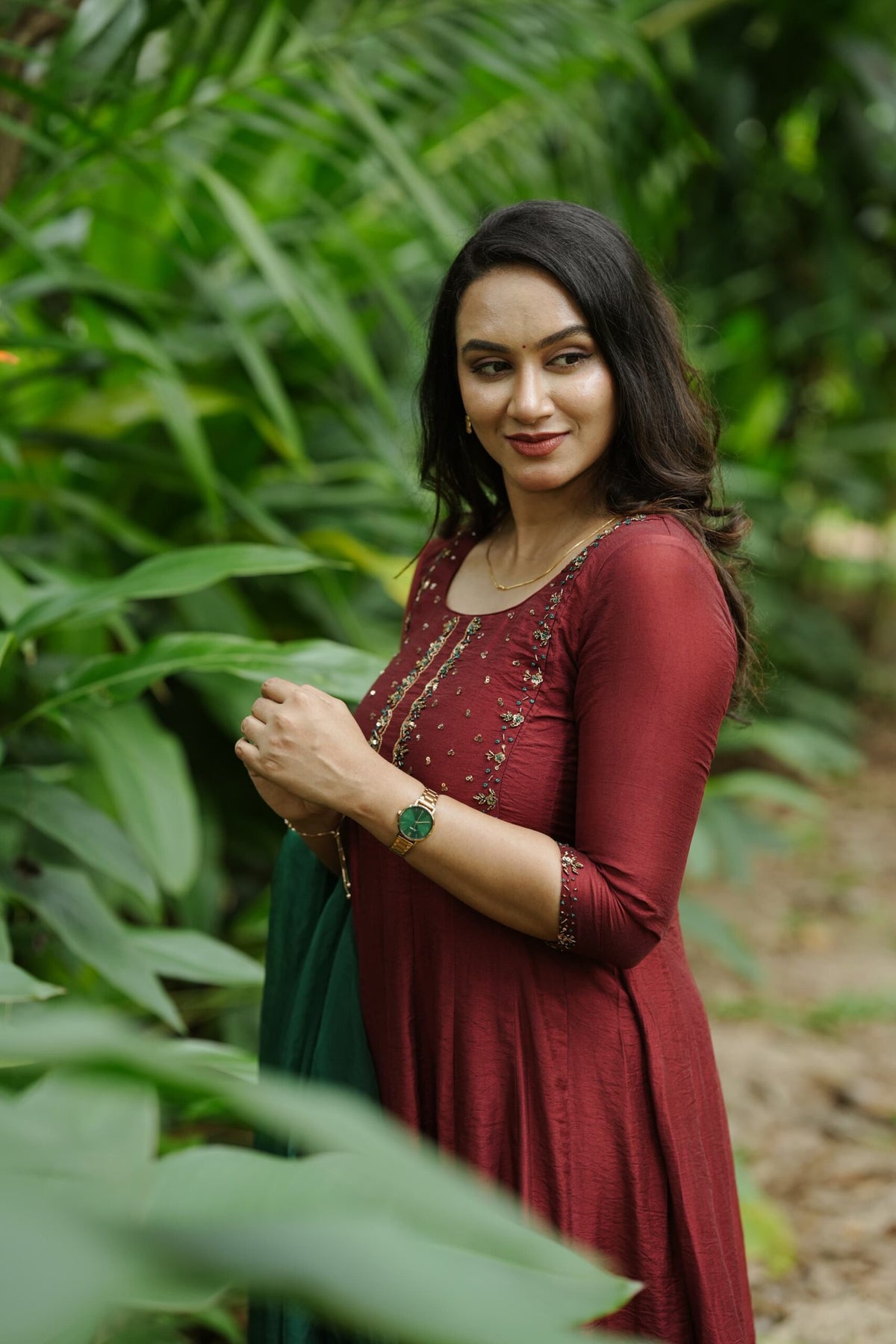Handworked Panel Cut Kurta With Scalloped Dupatta