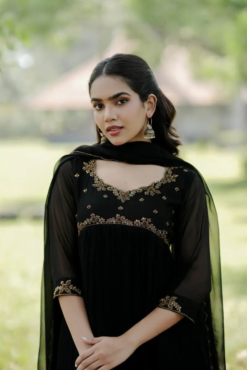 Handworked Pleated Kurta with Dupatta