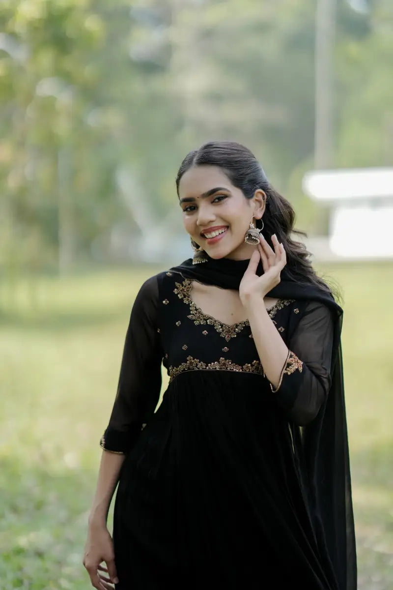 Handworked Pleated Kurta with Dupatta