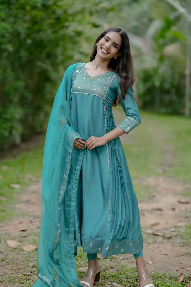 Handworked Side Pleated Kurta with Dupatta