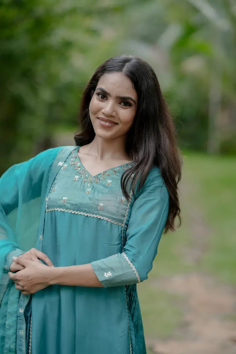Handworked Side Pleated Kurta with Dupatta
