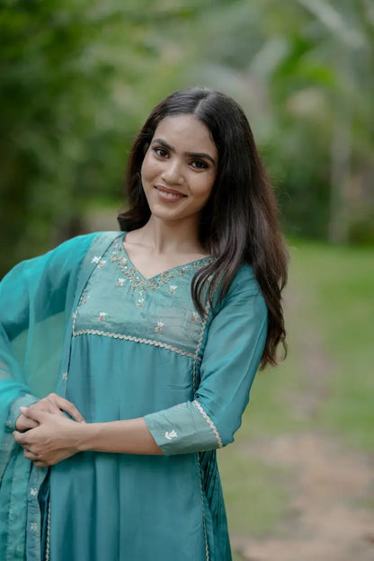 Handworked Side Pleated Kurta with Dupatta