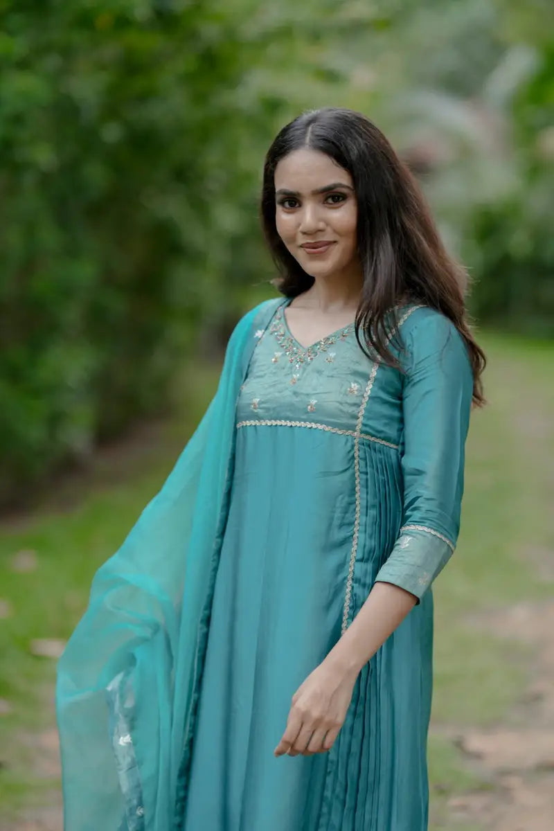 Handworked Side Pleated Kurta with Dupatta
