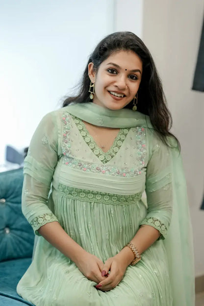 Handworked Pleated Kurta with Dupatta