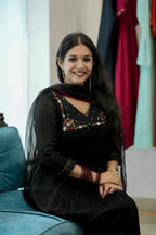 Handworked Pleated Kurta with Dupatta