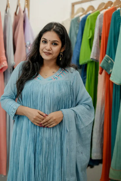 Handworked Pleated Kurta with Dupatta