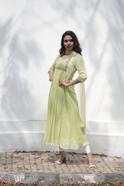 Handworked Pleated Kurta with Dupatta