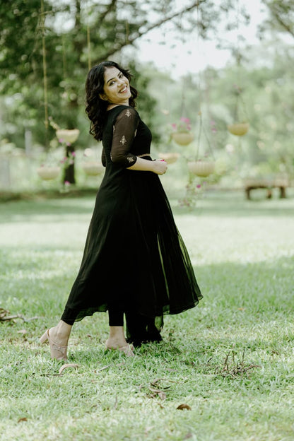 Handworked Pleated Kurta with Dupatta