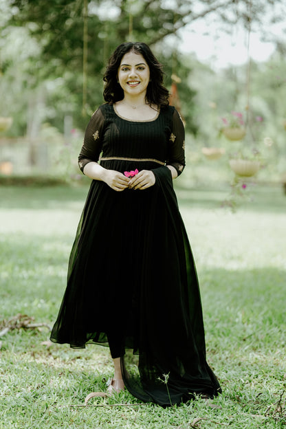 Handworked Pleated Kurta with Dupatta