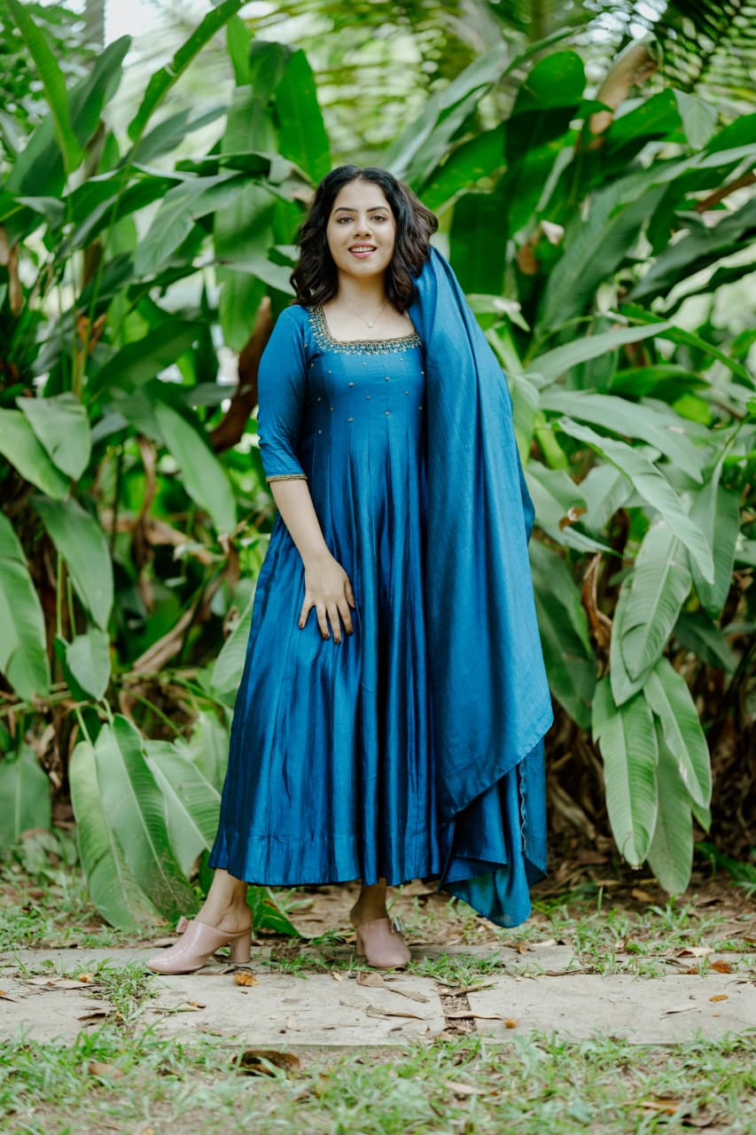 Handworked Panel Cut Kurta