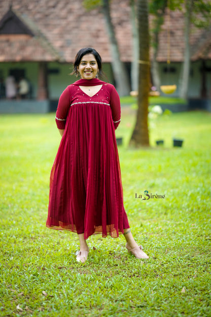 Handworked Pleated Kurta with Dupatta