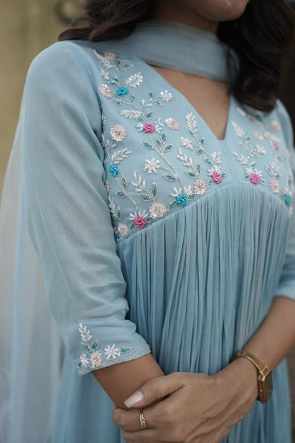 Handworked Pleated Kurta with Dupatta