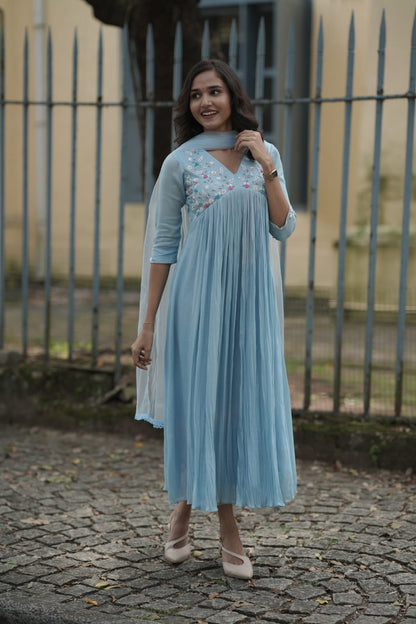 Handworked Pleated Kurta with Dupatta