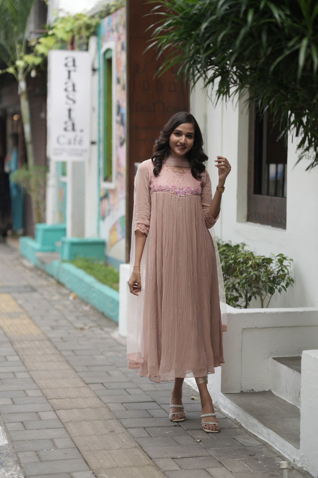 Handworked Pleated Kurta with Dupatta