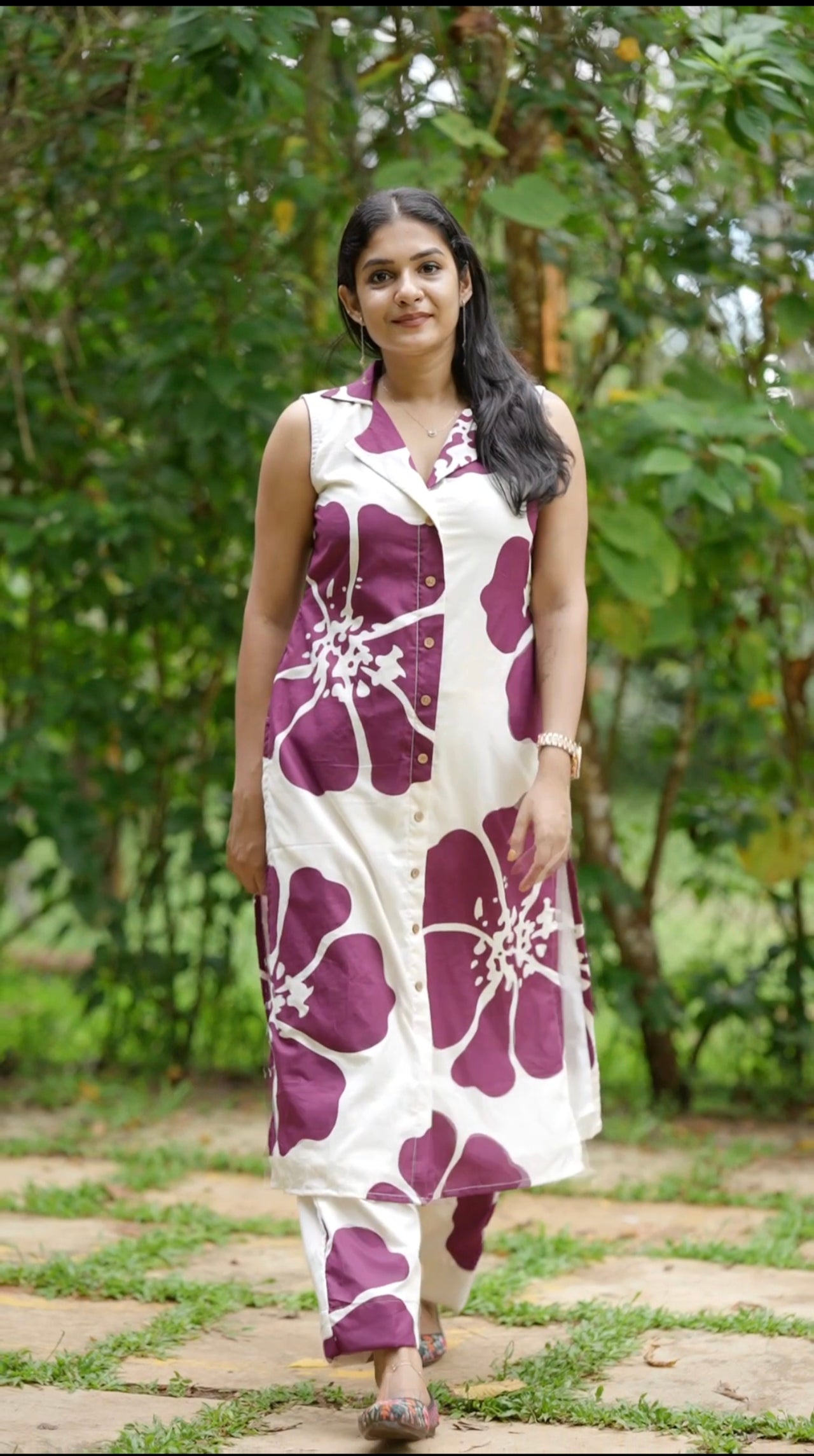 Sleeveless Cotton Kurta Set