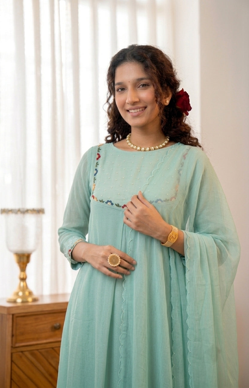 Handworked Pleated Kurta with scalloped dupatta