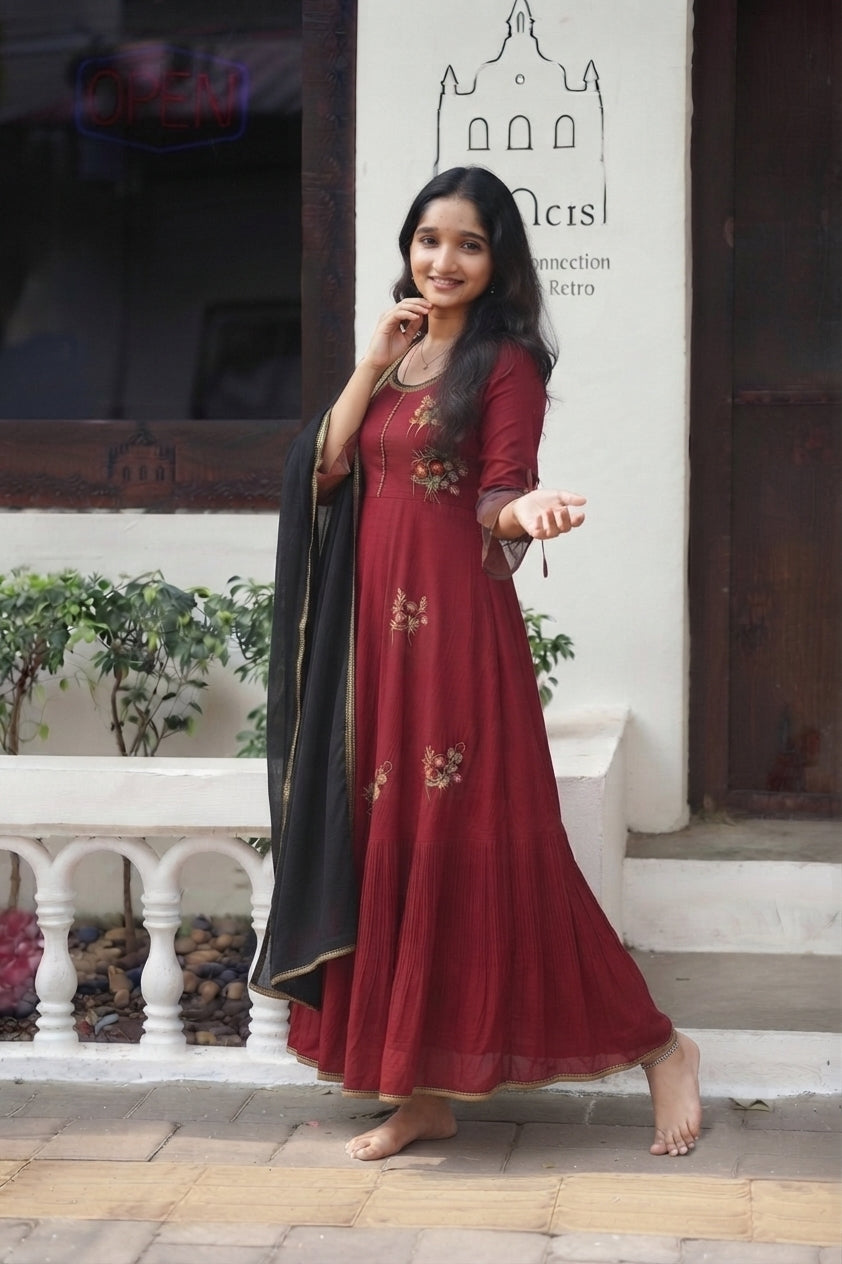 Handworked Pleated Kurta with Dupatta