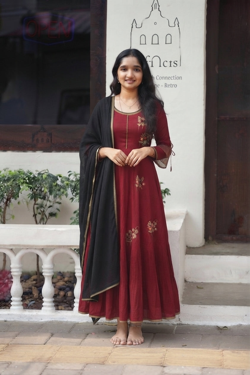 Handworked Pleated Kurta with Dupatta