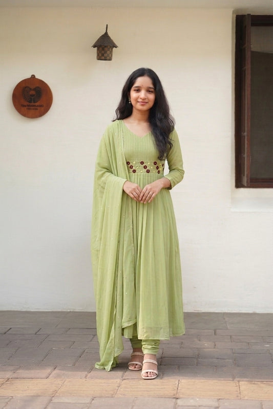 Handworked Pleated Kurta with Dupatta