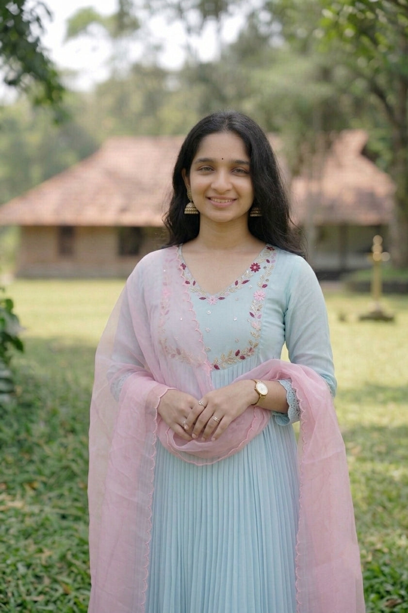 Handworked Pleated Kurta with Dupatta