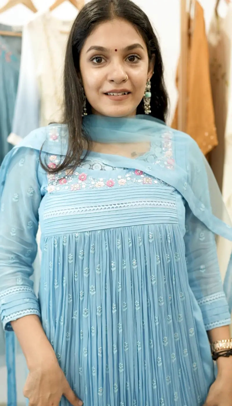 Handworked Pleated Kurta with Dupatta