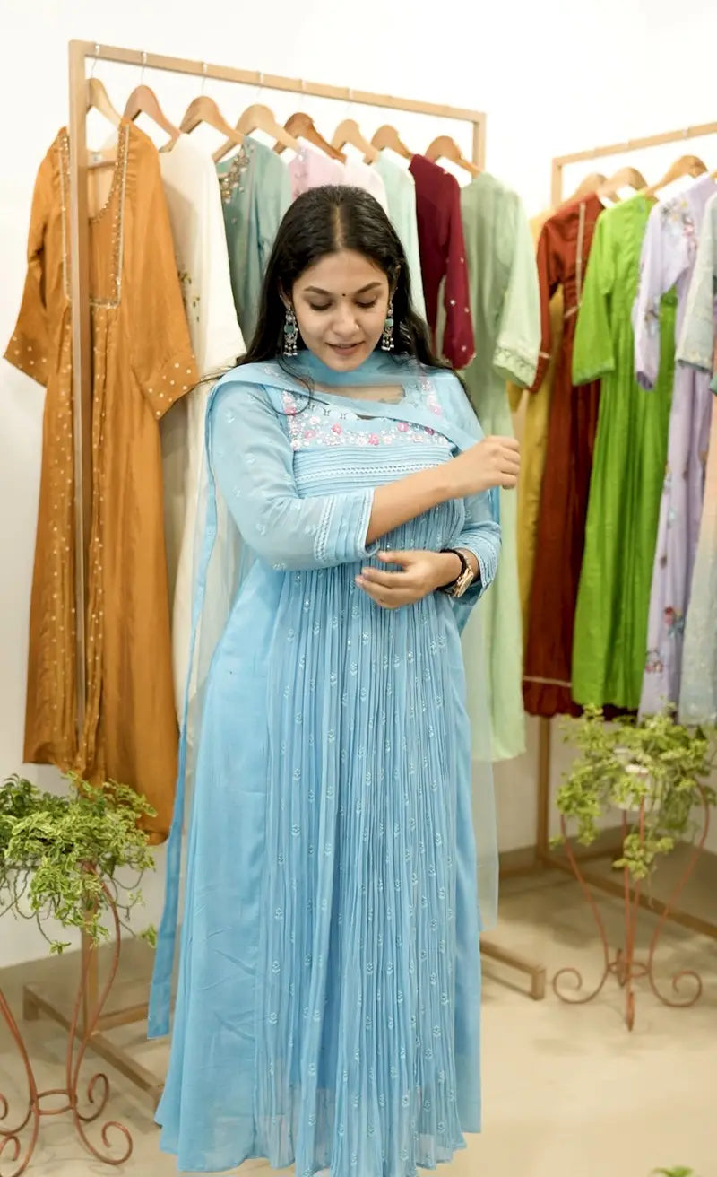 Handworked Pleated Kurta with Dupatta