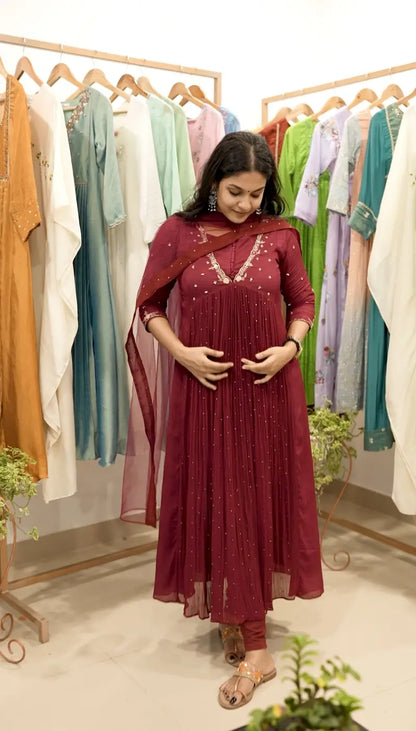 Handworked Pleated Kurta with Dupatta