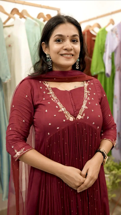 Handworked Pleated Kurta with Dupatta