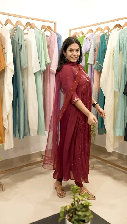 Handworked Pleated Kurta with Dupatta