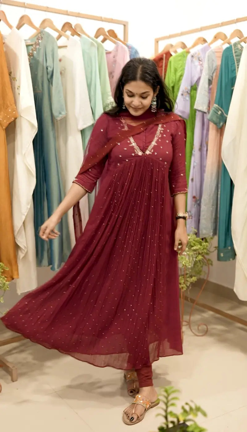 Handworked Pleated Kurta with Dupatta